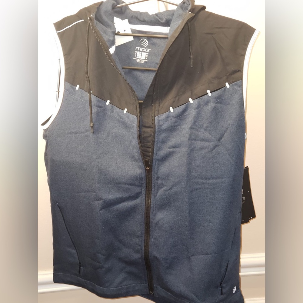 MPG Men's Black and Blue Stitched Hooded Vest - M BNWT